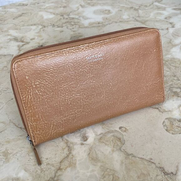 Matt & Nat Large Central Zip Around Vegan Wallet - Picture 1 of 13